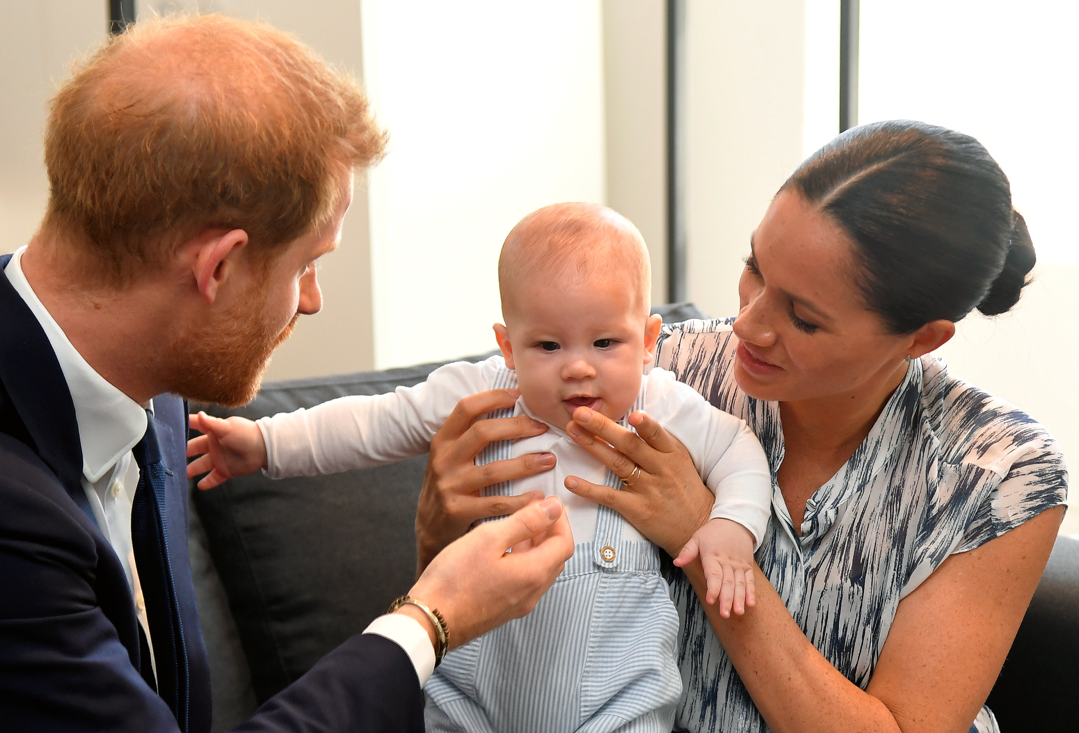 Archie, Meghan e Harry
