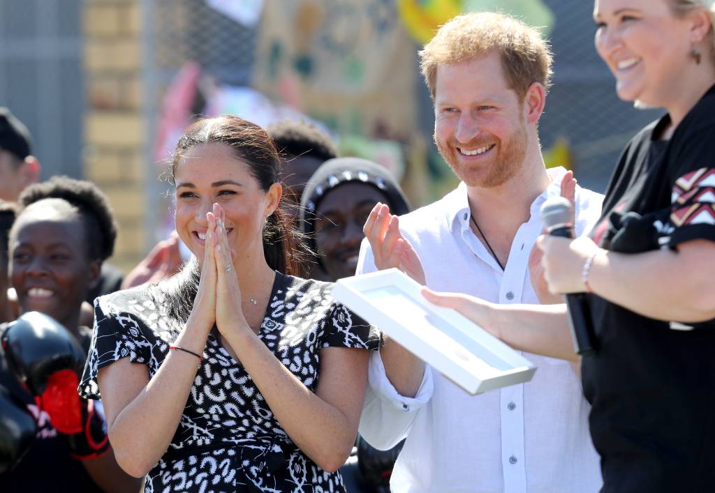 Você nunca viu Meghan Markle TÃO feliz quanto na África do Sul