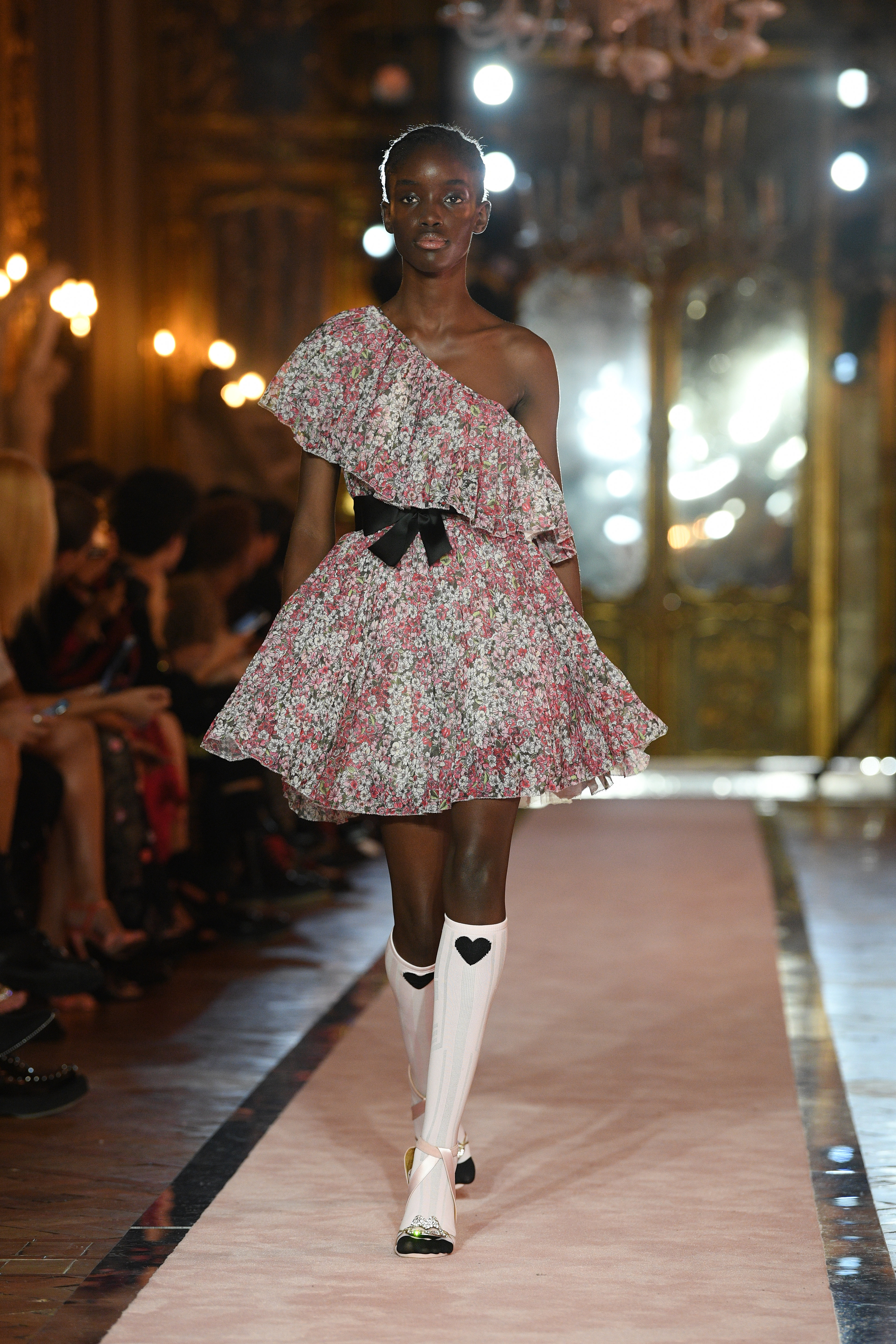 Runway &ndash; Giambattista Valli Loves H&M