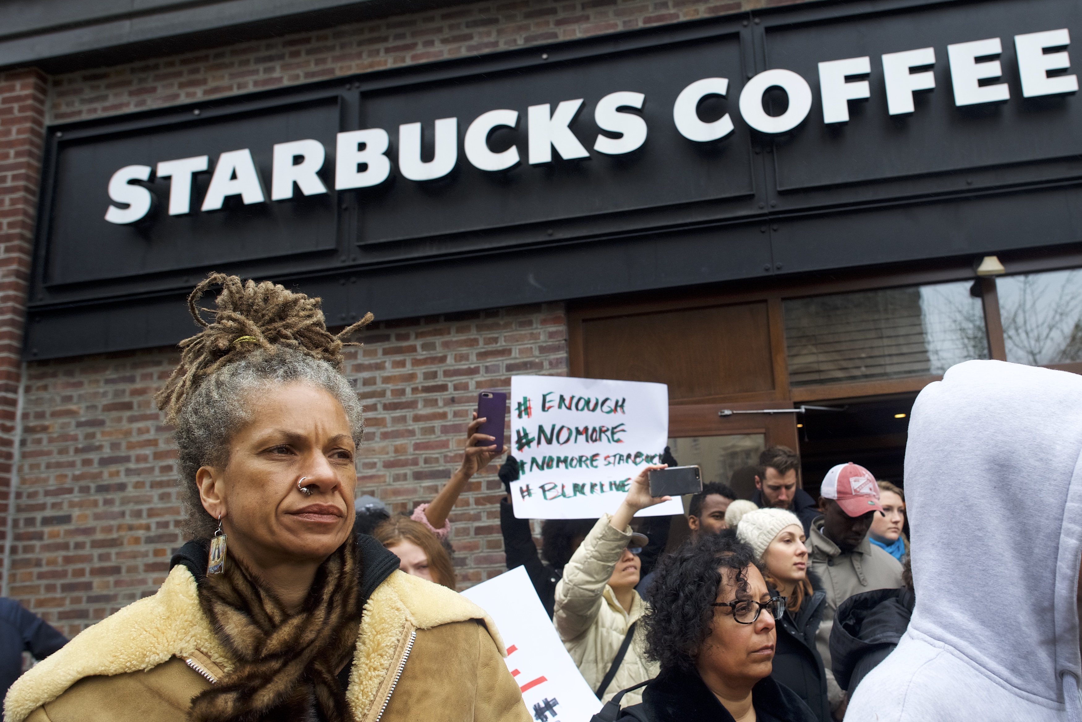 Philadelphia Police Arrest Of Two Black Men In Starbucks, Prompts Apology From Company&rsquo;s CEO