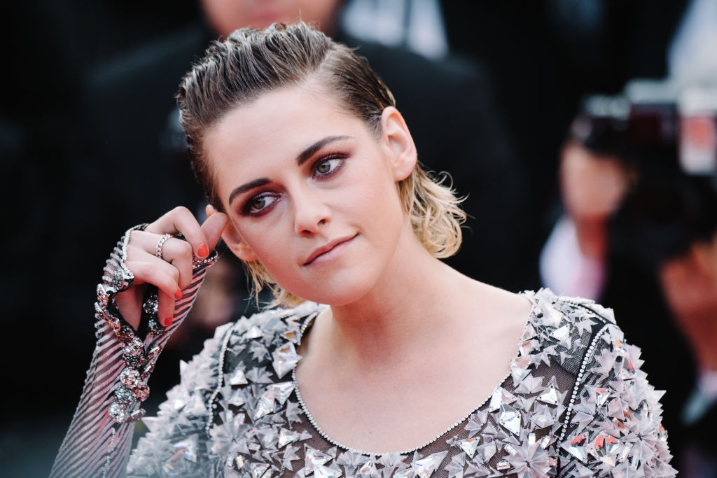 Kristen Stewart fez a coisa mais Kristen Stewart no red carpet de Cannes