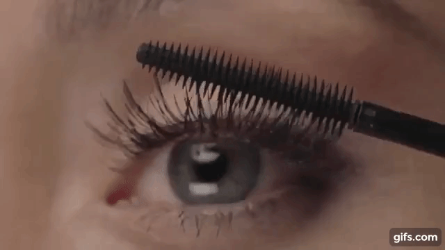 Conheça o aplicador automático de rímel que substitui o original