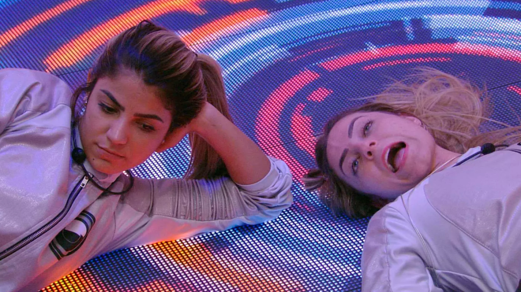 Sem água e comida, sisters enfrentam desafio do BBB19 com sangue nos olhos