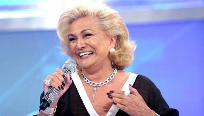 11 fatos que provam que Hebe Camargo foi uma mulher totalmente icônica