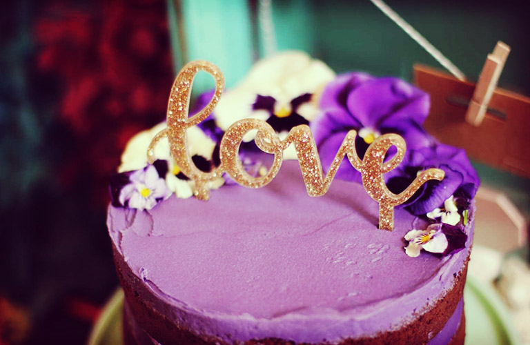 21 naked cakes que vão fazer você se apaixonar por roxo