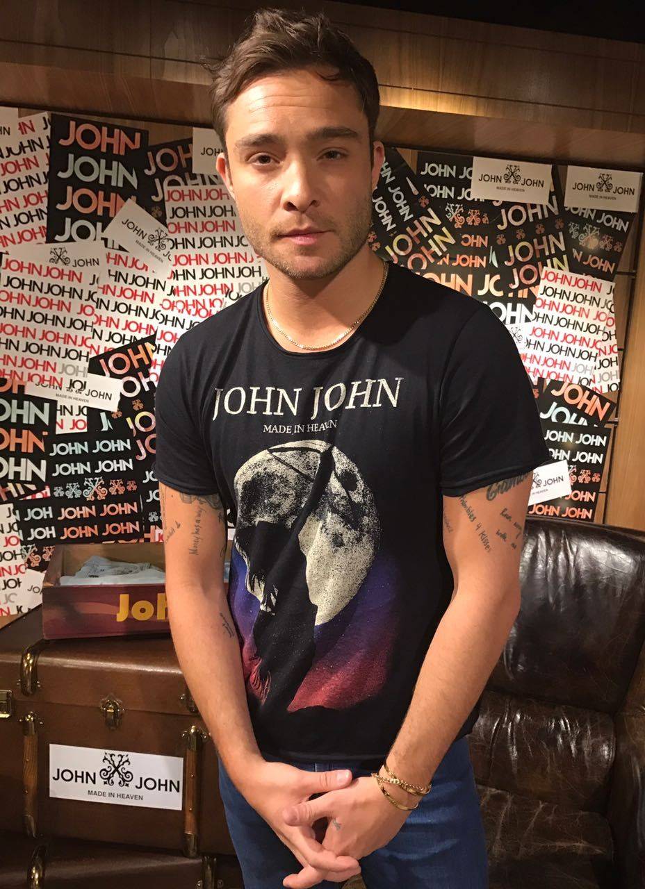 Ed Westwick: “pensar na pressão de Chuck Bass me consumiria”