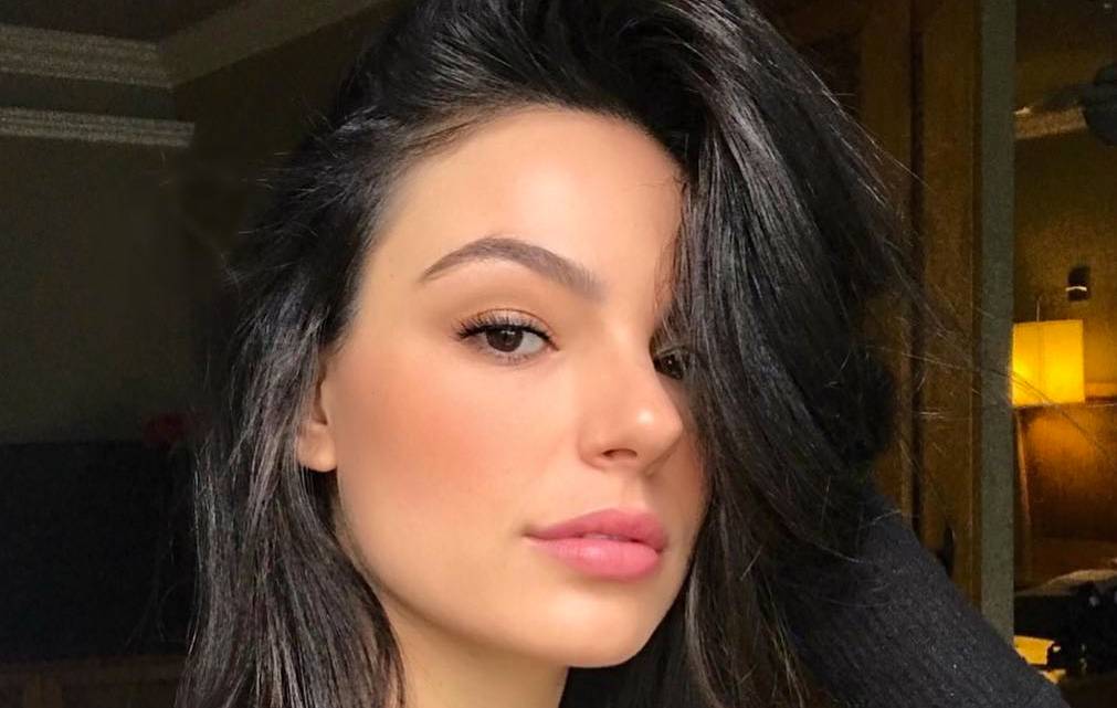 Isis Valverde dá à luz Rael, seu primeiro filho