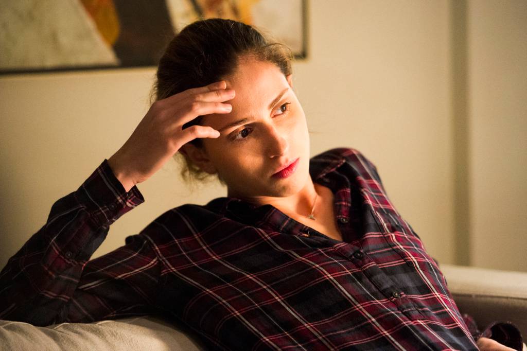 Ivana aparece com barba em episódio desta sexta: veja as fotos