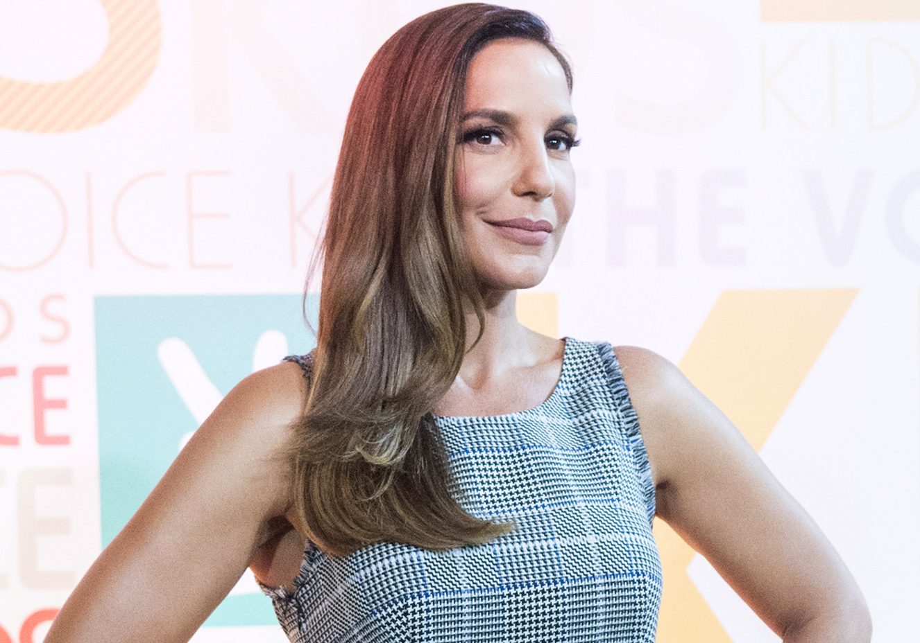 Ivete Sangalo tem crise de ciúme durante show: ‘Quem é essa aí, papai?’
