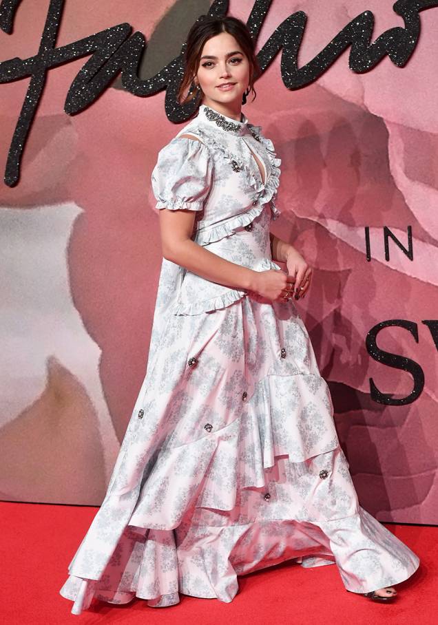 <strong>Jenna Coleman </strong>veste<strong> Erdem</strong>. <strong>Jenna Coleman </strong>veste<strong> Erdem</strong>.