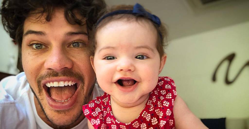 José Loreto comemora 5 meses da filha Bella com vídeo cheio de fofura