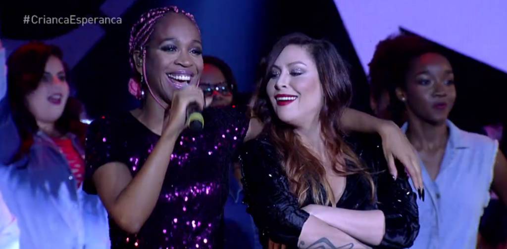 Karol Conka e Pitty emocionam em show girlpower