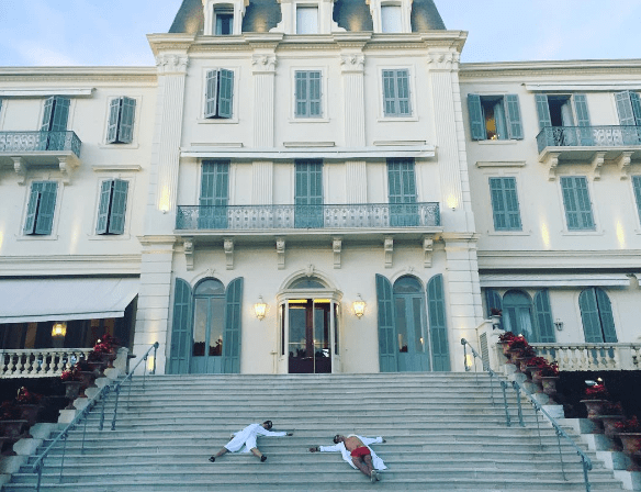 Katy Perry posta foto zoeira ao lado de Orlando Bloom