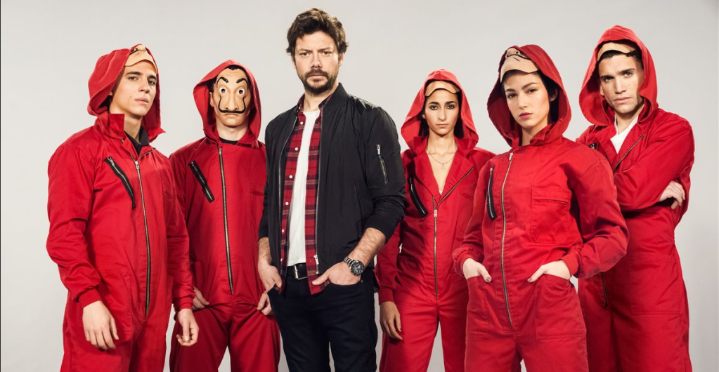 Estamos surtando com as Havaianas de La Casa de Papel e Stranger Things
