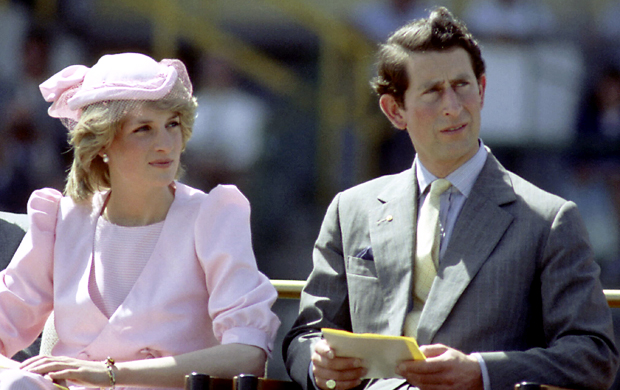 Veja fotos de Diana e Charles na 5ª temporada de The Crown