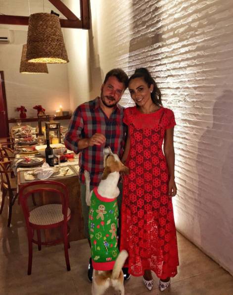 Lal&aacute; Noleto apostou nas rendas artesanais para seu Natal intimista com o marido Diego Sala