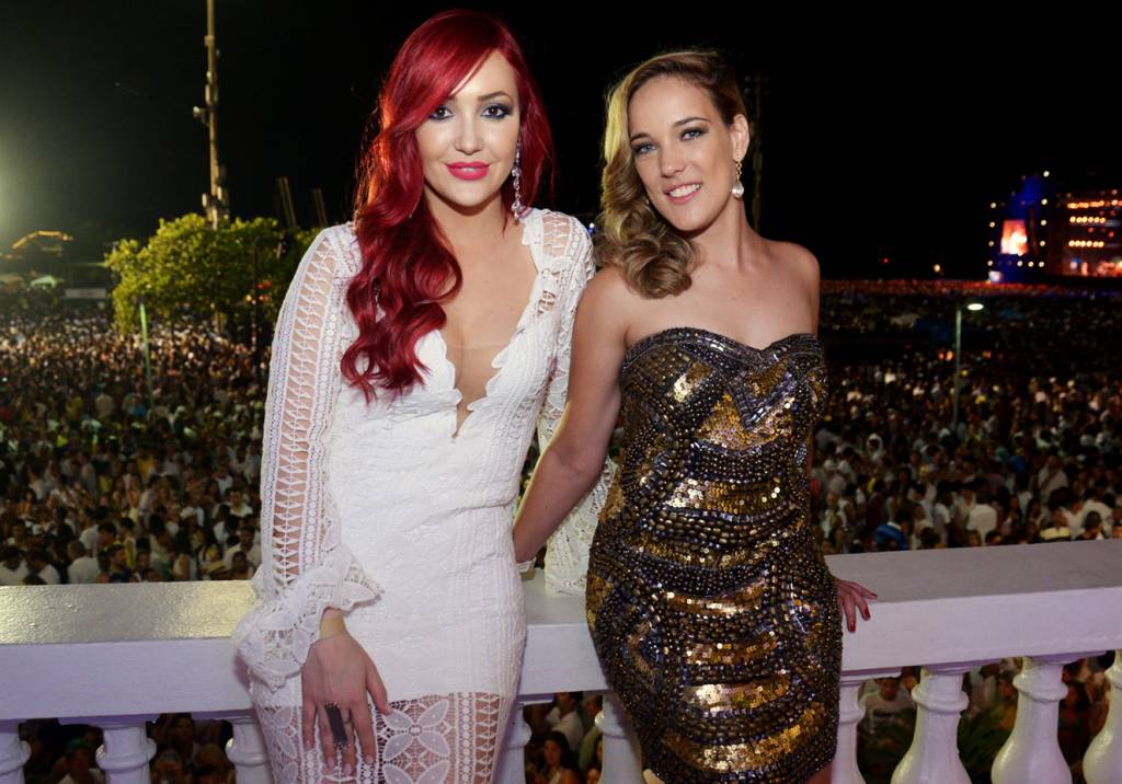 Vídeo: os looks das celebridades no Réveillon Contigo!