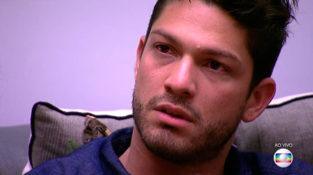 Luiz Felipe é eliminado do BBB17 com rejeição alta
