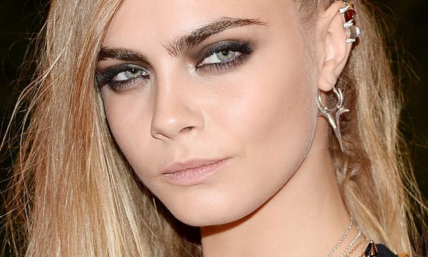 Maquiagem para o fim de semana: aposte no esfumado escuro