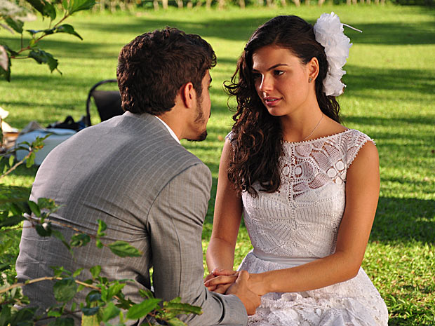 Casamento Marcela (Isis Valverde) e Edgar (Caio Castro) na novela Ti Ti Ti marcela-e-edgar-tititi