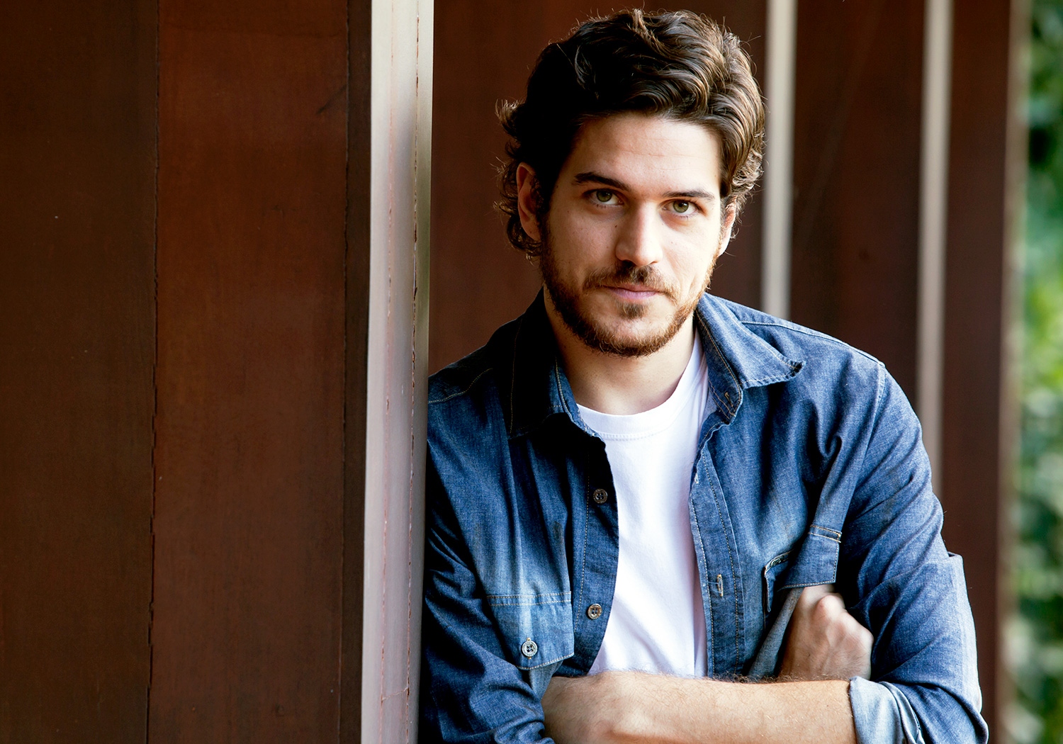 Marco Pigossi avisa: “Não tenho a menor cabeça para construir família agora”