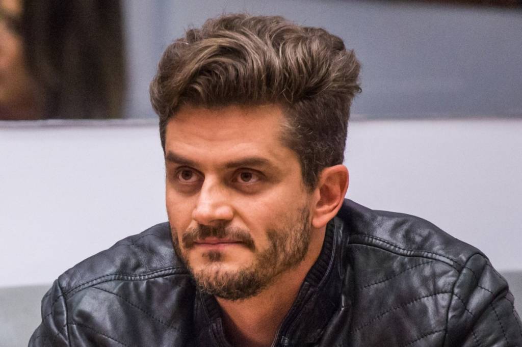 Milhares de pessoas pedem que Marcos seja expulso de “A Fazenda”