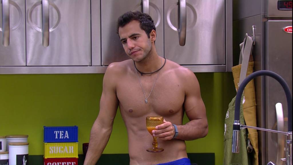 Falando sobre corrupção, Matheus conta que já “roubou” na Austrália