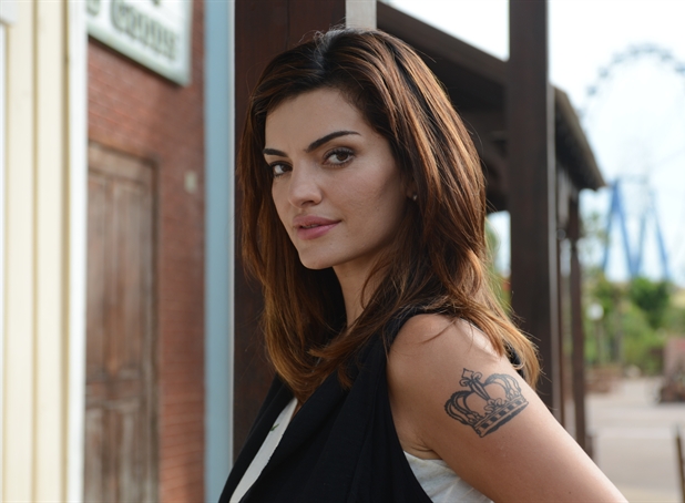 Mayana Neiva: “Ser atriz me torna uma pessoa melhor”