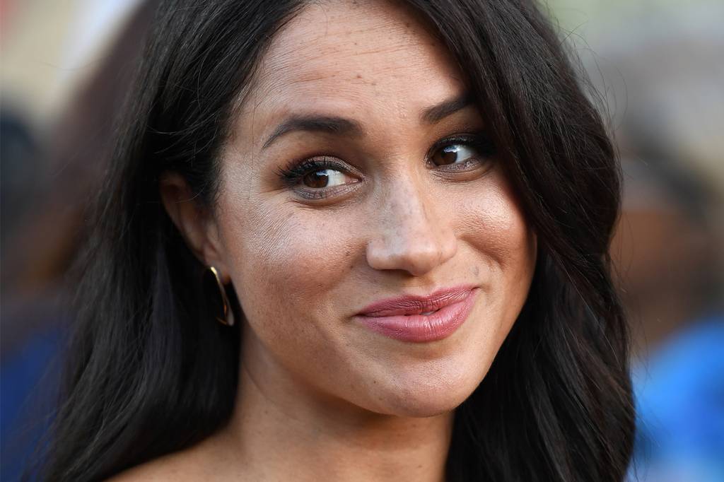 Meghan Markle está repetindo os looks que usou na gravidez e isso é ótimo