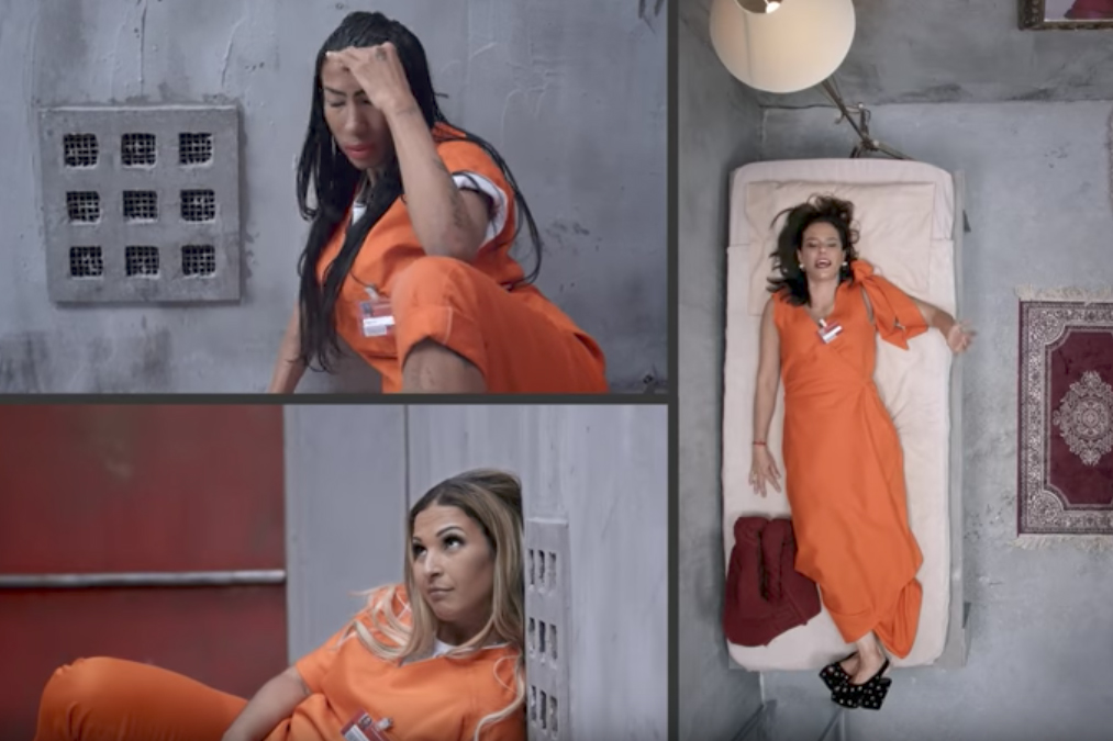 Valesca, Inês Brasil e Narcisa estão presas em vídeo de OITNB