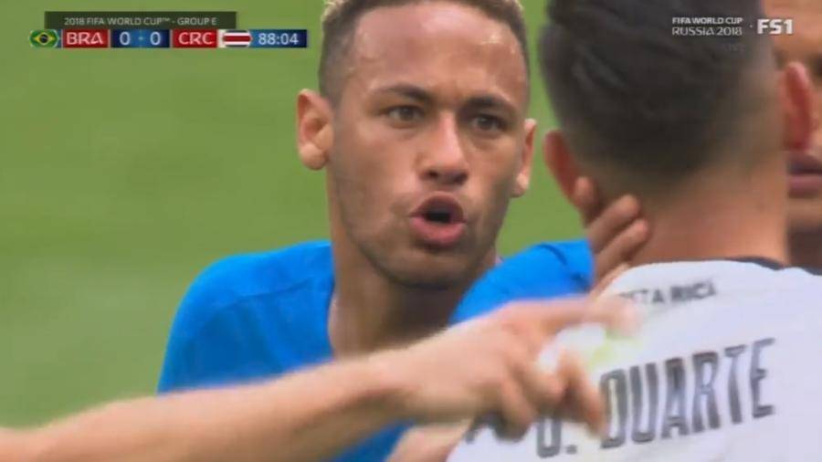 Neymar ofende jogador da Costa Rica e pode ser punido pela Fifa