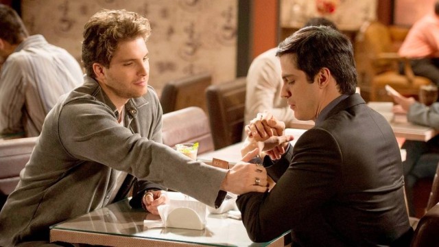 Amor À Vida: Félix ajuda Niko a encontrar seu bebê