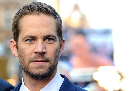 Irmãos de Paul Walker ajudam a finalizar gravações de Velozes e Furiosos 7