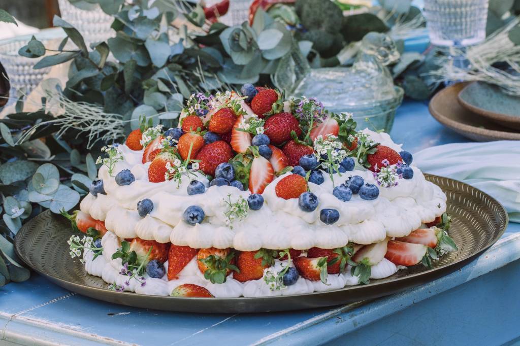 Pavlona O pavlova é uma sobremesa típica da Nova Zelândia