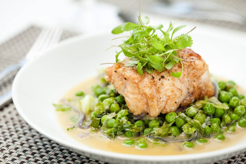 5 receitas com ervilha em lata que salvam seu dia e são uma delícia