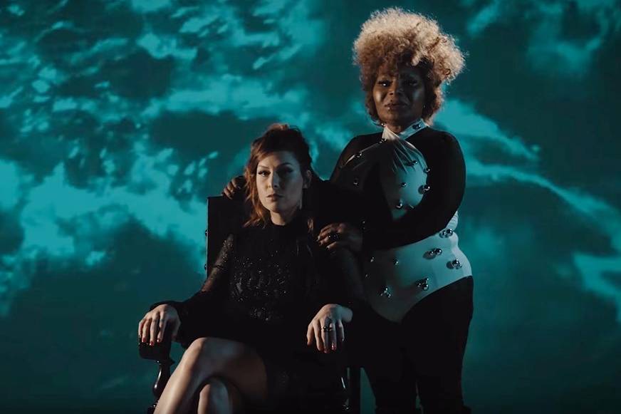 Elza Soares e Pitty lançam incrível clipe de ‘Na Pele’