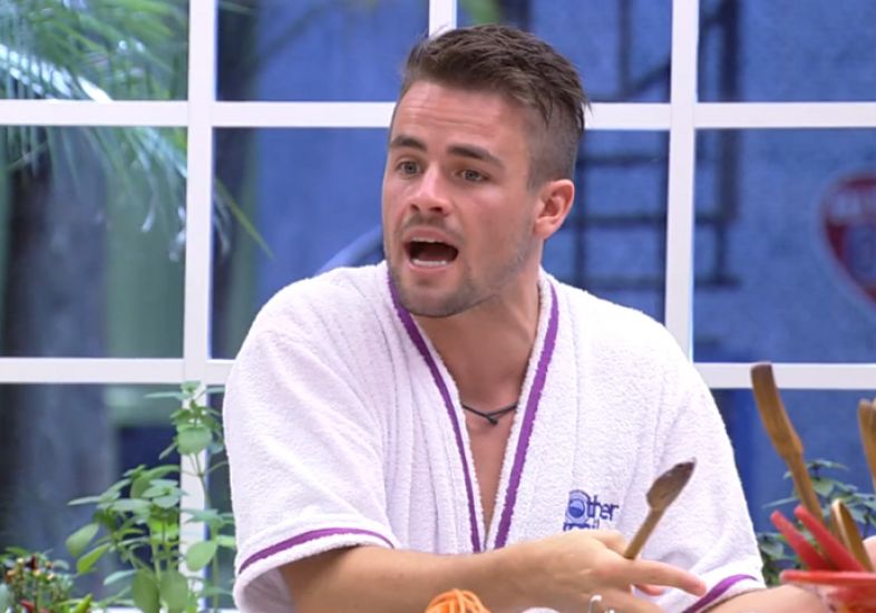 Envolvido em polêmicas, Rafael é eliminado do BBB15 com 77%