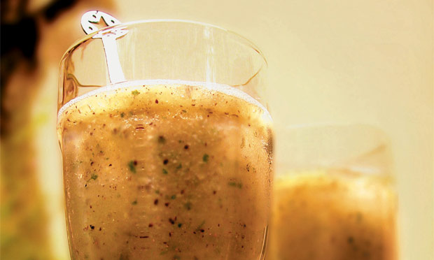 Água de coco com kiwi e melão