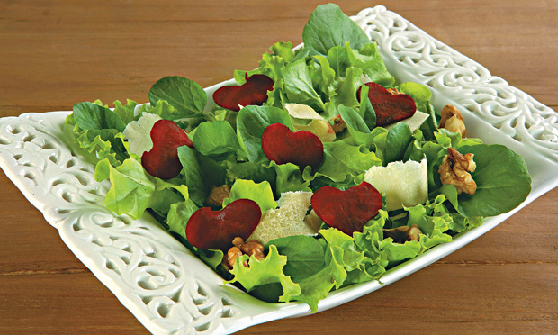 receita-salada-de-folhas-verdes-32