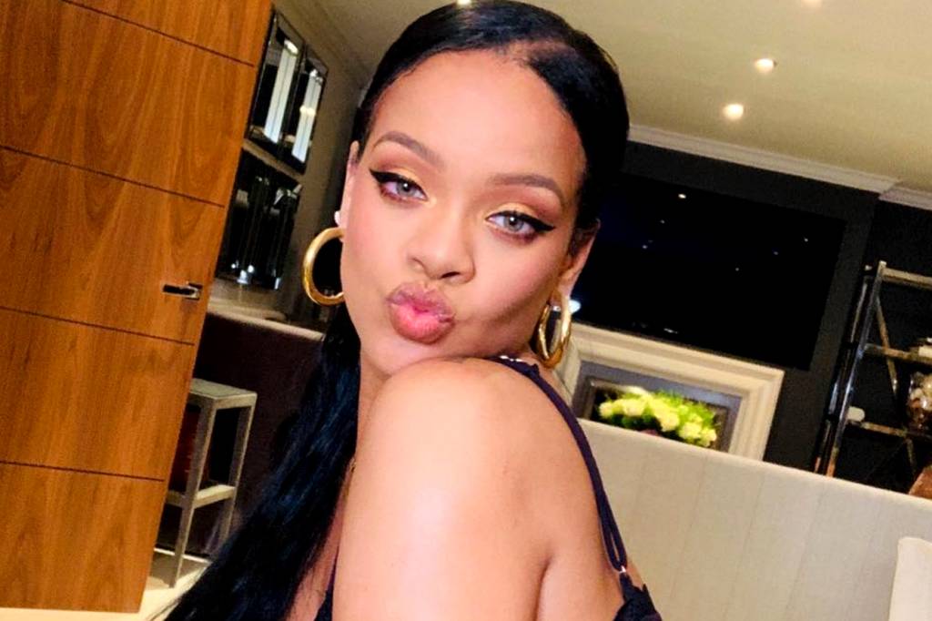 Rihanna, claro, usou o look mais poderoso do red carpet da Savage x Fenty