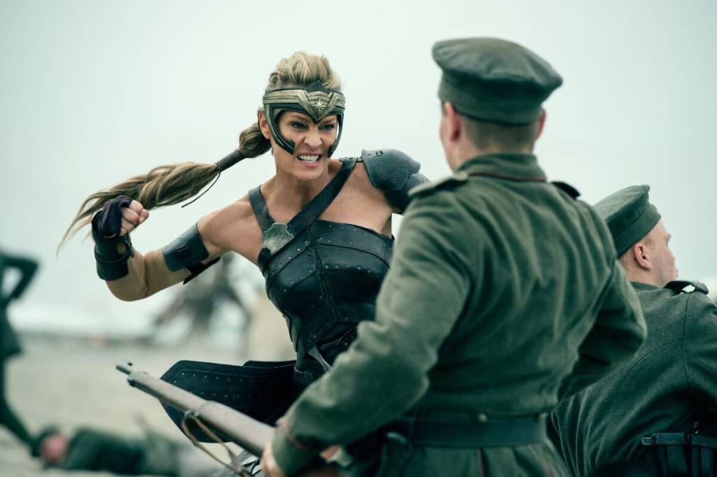 Após ‘Mulher-Maravilha’, Robin Wright estará em ‘Liga da Justiça’