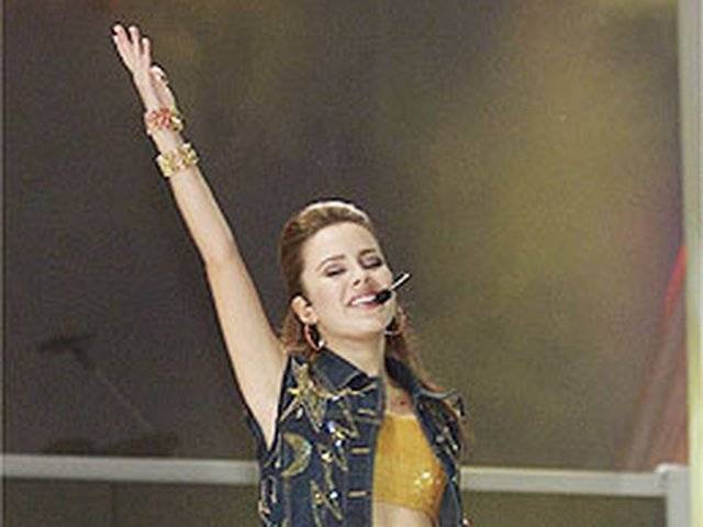 Aclamada no festival, Sandy revela medo durante show no Rock in Rio