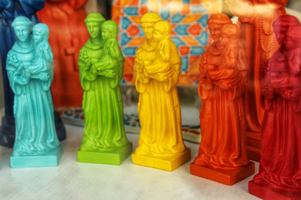 Simpatias de Santo Antônio para conquistar um amor – vai que funciona, né?