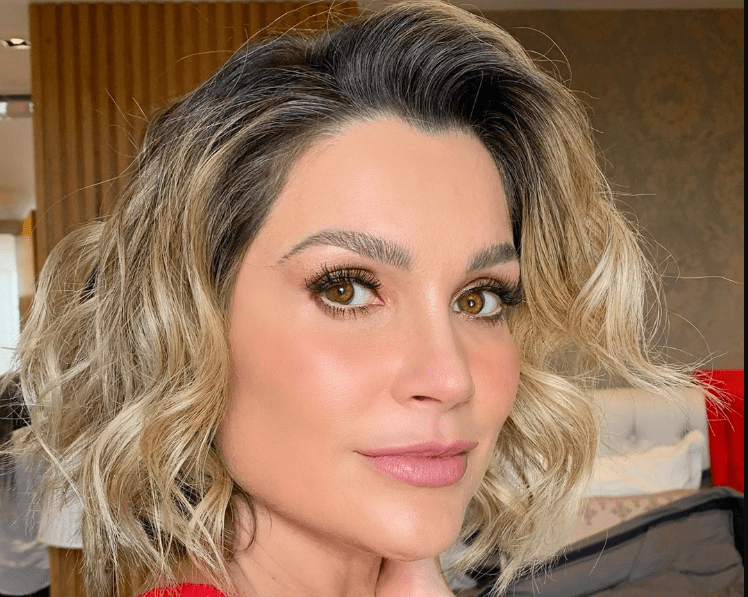 Flávia Alessandra ousou e está com os cabelos mais curtos para nova novela