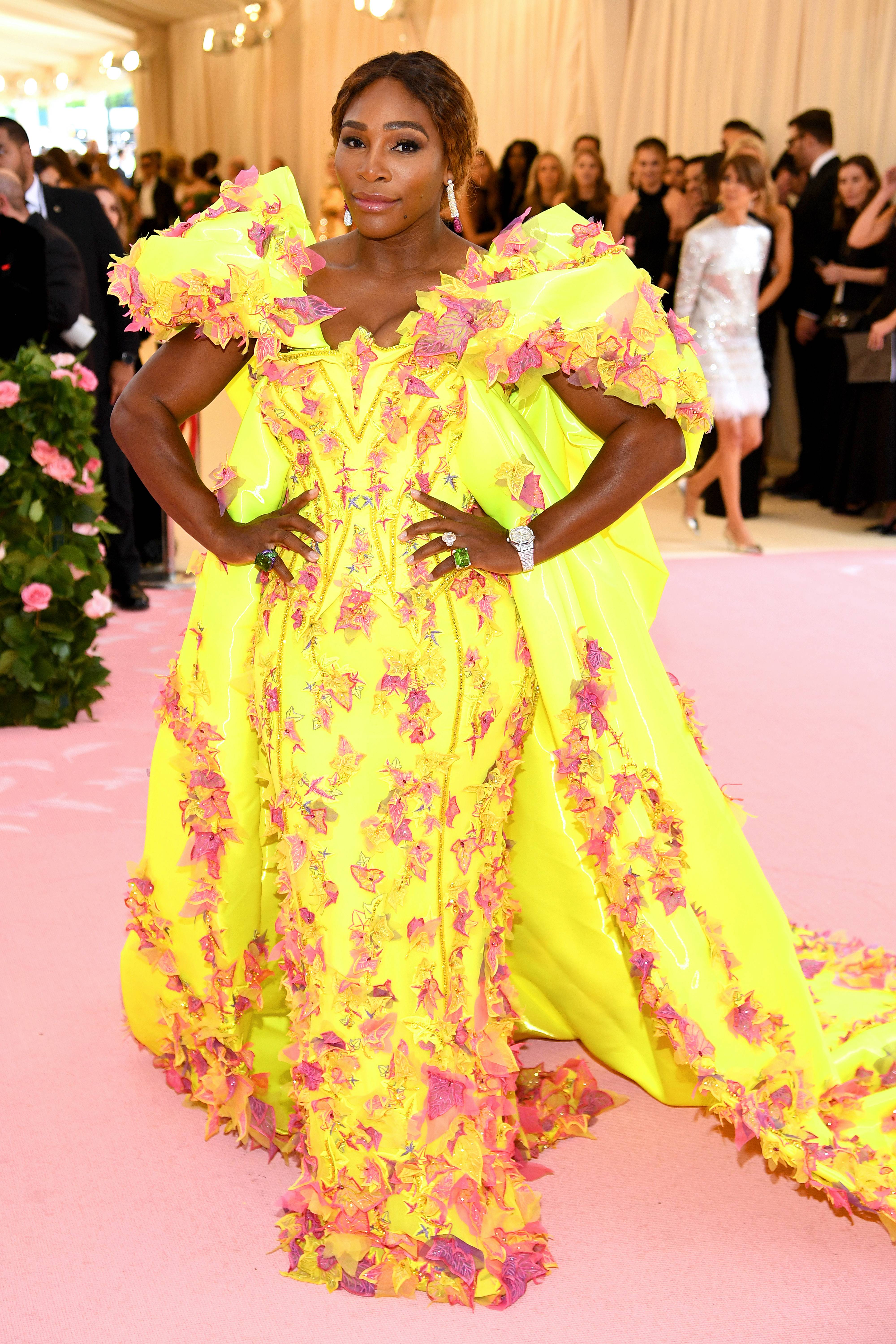 Serena Williams não abre mão dos tênis no MET Gala 2019