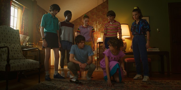 looks-da-eleven-na-terceira-temporada-de-stranger-things st3-production-still-7