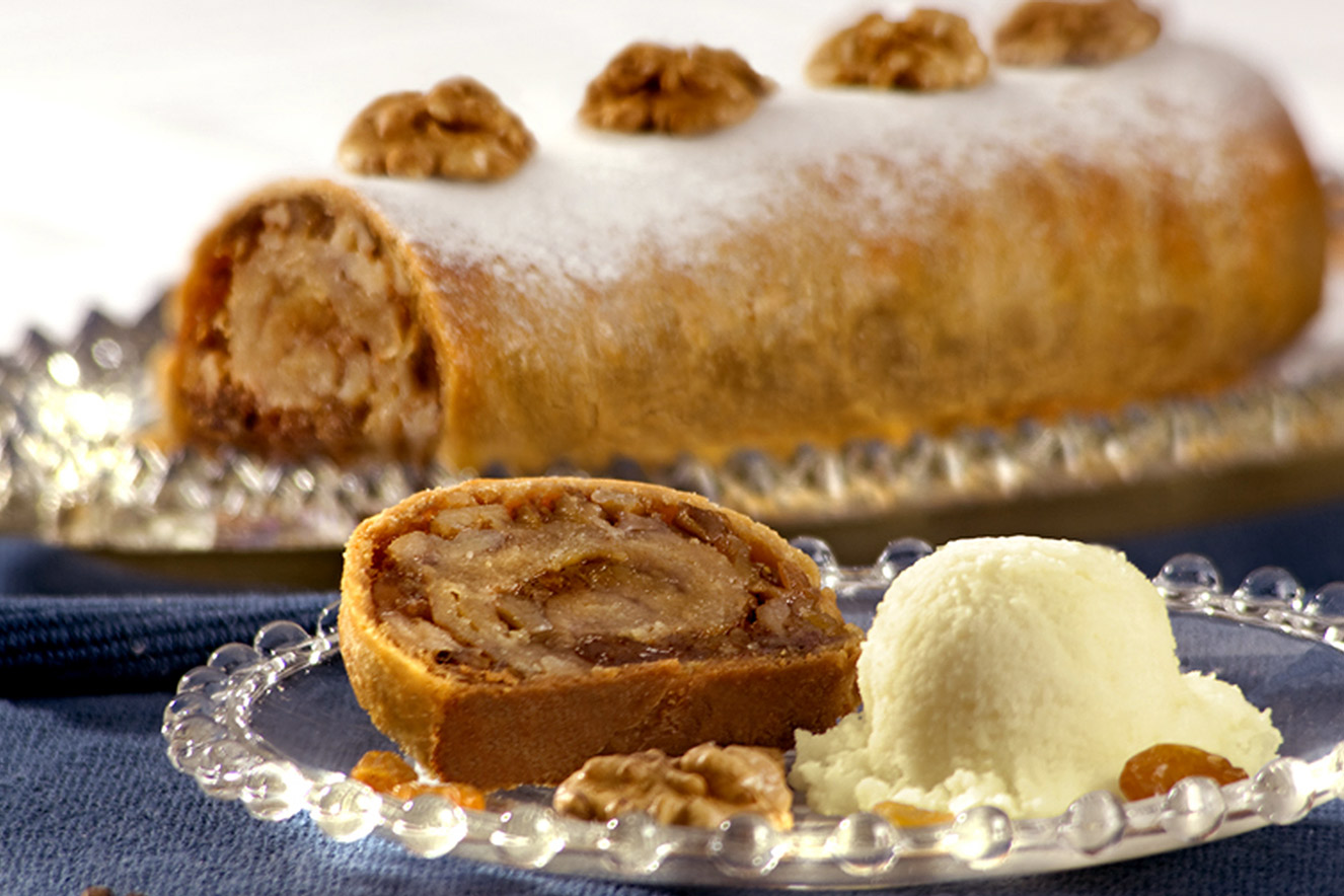 strudel-de-abacaxi-com-nozes