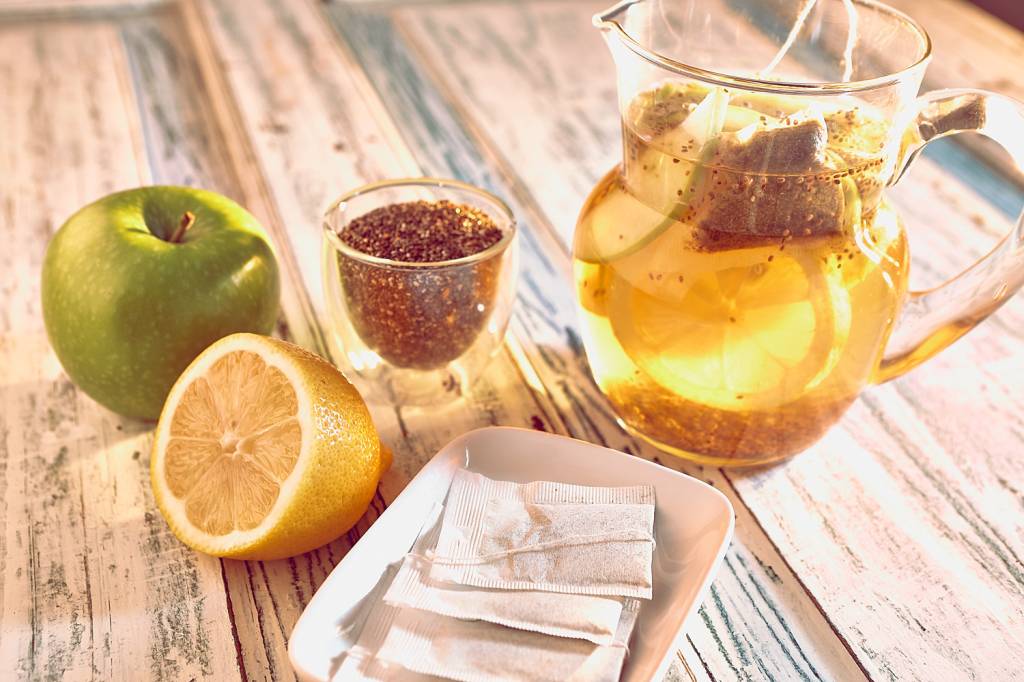 Suco de Maçã Verde, Limão-Siciliano, Camomila e Chia