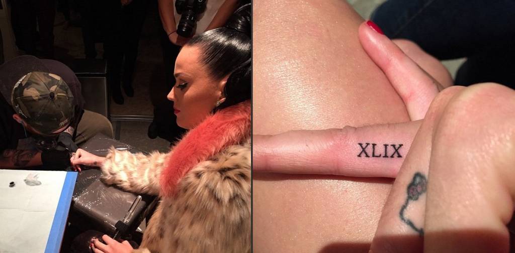 Katy Perry faz tatuagem em homenagem à apresentação no Super Bowl