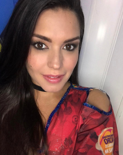 Tha&iacute;s Fersoza